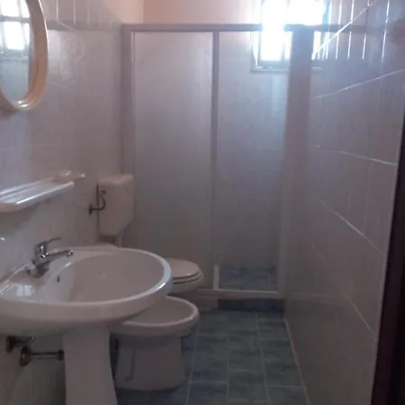 Tana degli Elfi Bed & Breakfast Parabita
